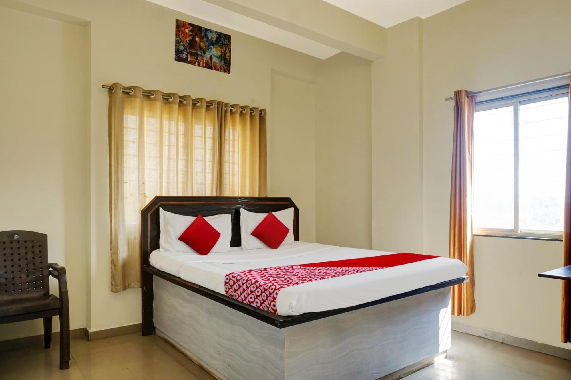 Hotel O Happy Homely Stay Sasvad Bagian luar foto